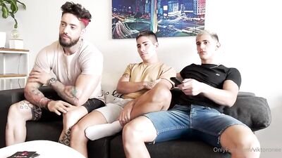 Franco Mayorga dominates Kitoshelby00 & Emanuel with his bareback anal skills