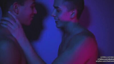 Angel Dario Garcia and Niko Knights get down and dirty with bareback sex