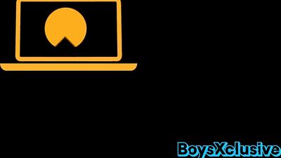 Donovandarkod bangs his gorgeous GF's ass hard until she's cumming hard!