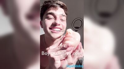 Braden Sherota's solo play with his toy leads to a hot blowjob session!