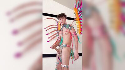 Svandylove Jerks Off In His Rio Carnival Outfit 2026